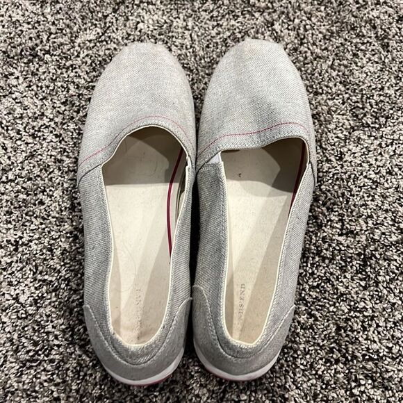 🌸 Lands' End Recycled Espadrilles | Gray Pink White | Like New! 🌿 - Picture 3 of 8